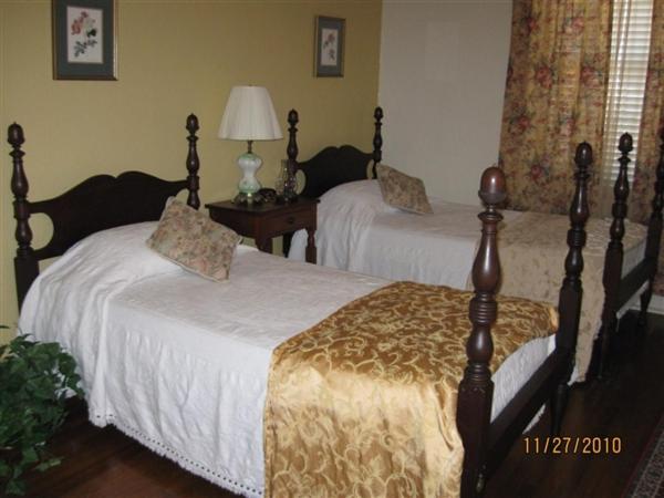 Inn At The Old Silk Mill Fredericksburg Exterior photo